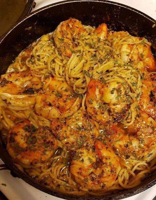 Garlic Shrimp Pastais an easy and quick healthy keto dinner ideas recipes that you can cook if you like . In Tasty Recipes blog we got the best easy dinner.