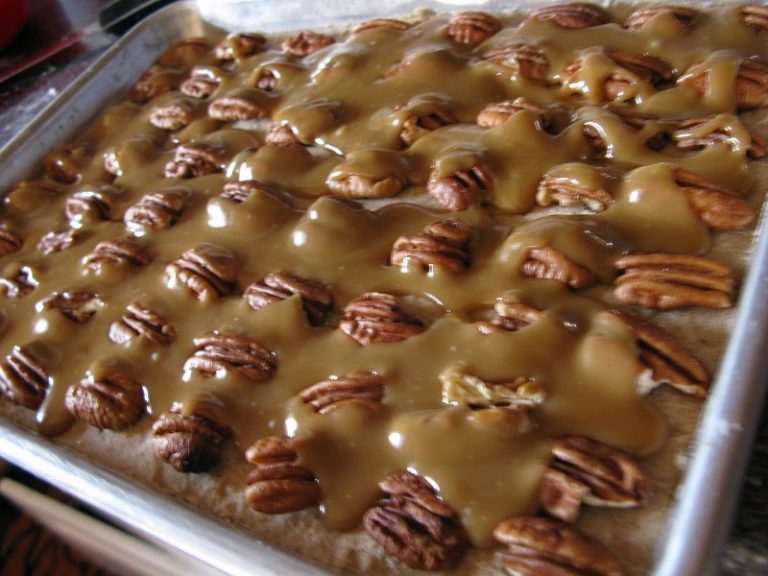 TURTLE COOKIE BARS RECIPE