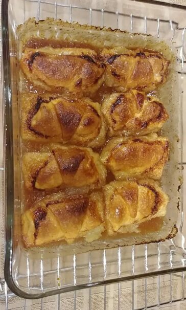 Amazing Crescent Roll Apple Dumplings Recipeis an easy and quick healthy keto dinner ideas recipes that you can cook if you like . In Tasty Recipes blog we got the best easy dinner.