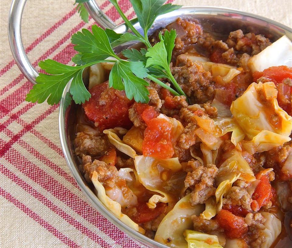 GROUND BEEF AND CHOPPED CABBAGE IS EVEN BETTER THAN YOU THINK IT WILL BEis an easy and quick healthy keto dinner ideas recipes that you can cook if you like . In Tasty Recipes blog we got the best easy dinner.