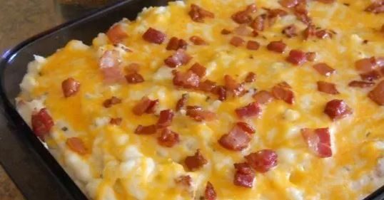 TWICE BAKED POTATO CASSEROLE WITH BACONis an easy and quick healthy keto dinner ideas recipes that you can cook if you like . In Tasty Recipes blog we got the best easy dinner.