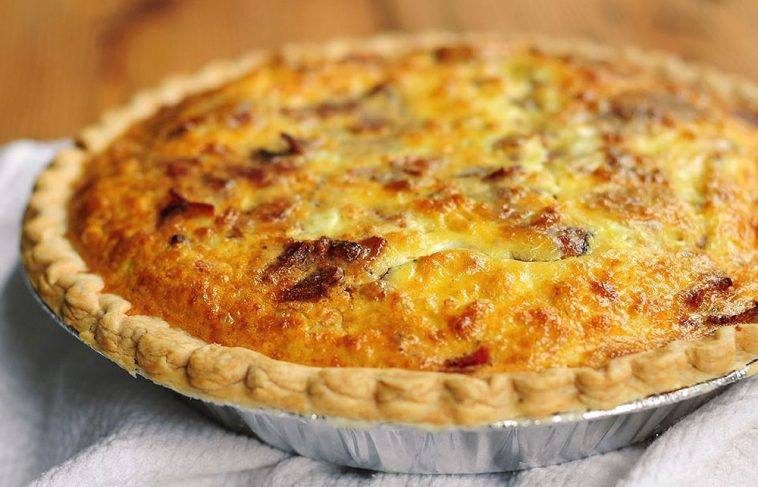 BACON AND CHEESE QUICHEis an easy and quick healthy keto dinner ideas recipes that you can cook if you like . In Tasty Recipes blog we got the best easy dinner.
