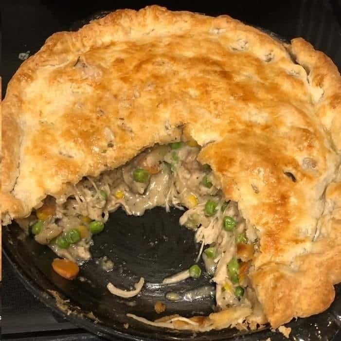 Chicken Pot Pieis an easy and quick healthy keto dinner ideas recipes that you can cook if you like . In Tasty Recipes blog we got the best easy dinner.