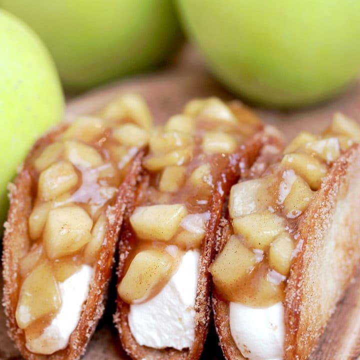 APPLE CHEESECAKE TACOSis an easy and quick healthy keto dinner ideas recipes that you can cook if you like . In Tasty Recipes blog we got the best easy dinner.