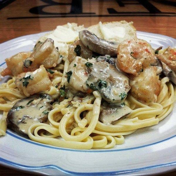 Shrimp and Mushroom Linguine with Creamy Cheese Herb Sauceis an easy and quick healthy keto dinner ideas recipes that you can cook if you like . In Tasty Recipes blog we got the best easy dinner.