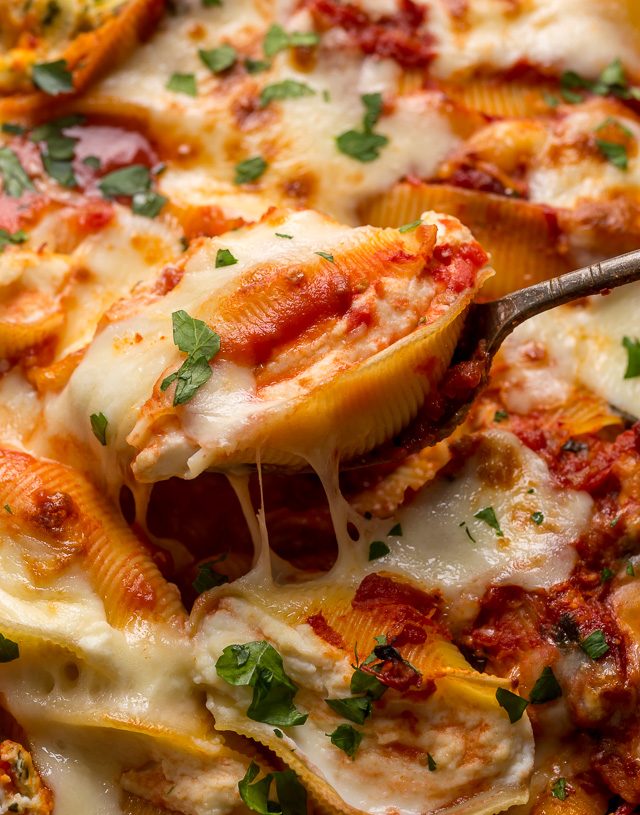 Classic Stuffed Shellsis an easy and quick healthy keto dinner ideas recipes that you can cook if you like . In Tasty Recipes blog we got the best easy dinner.