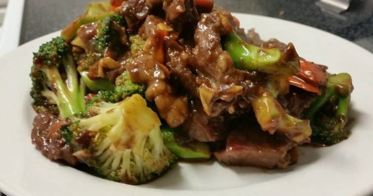 Easy Beef and Broccoli (With Carrots)