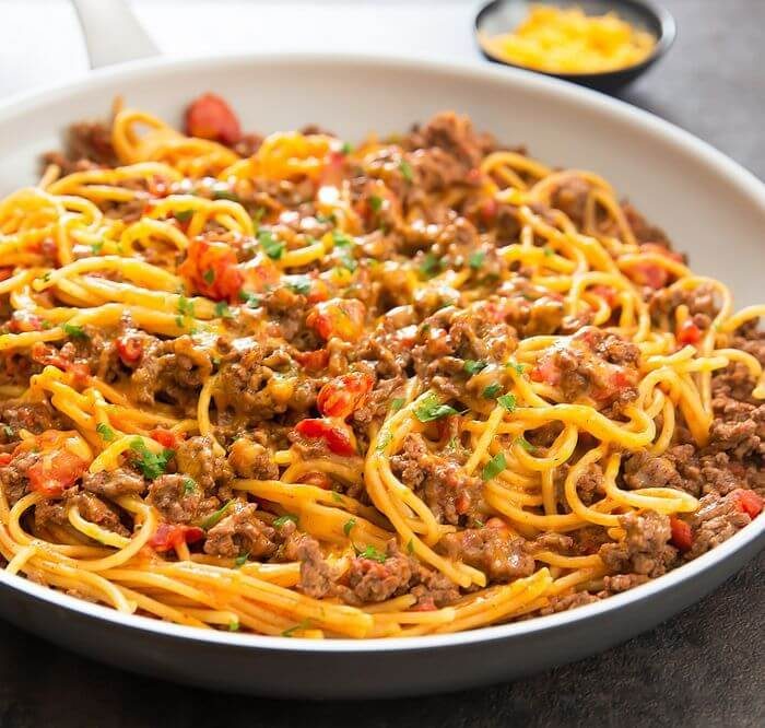 TACO SPAGHETTI TO DIE FORis an easy and quick healthy keto dinner ideas recipes that you can cook if you like . In Tasty Recipes blog we got the best easy dinner.