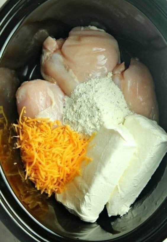 SLOW COOKER CREAM CHEESE CRACK CHICKENis an easy and quick healthy keto dinner ideas recipes that you can cook if you like . In Tasty Recipes blog we got the best easy dinner.