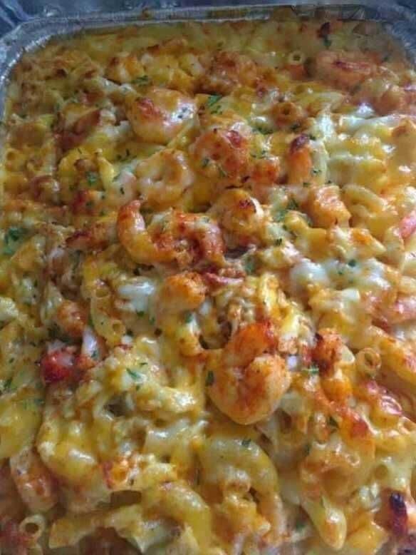 SEAFOOD MAC AND CHEESEis an easy and quick healthy keto dinner ideas recipes that you can cook if you like . In Tasty Recipes blog we got the best easy dinner.