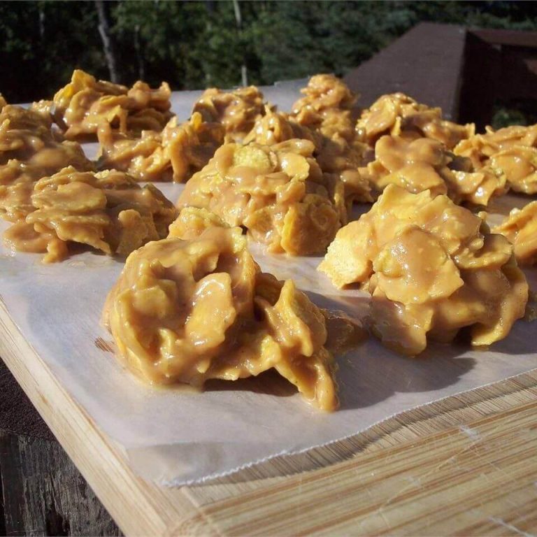 GRAMA’S CORN FLAKE PEANUT BUTTER COOKIES