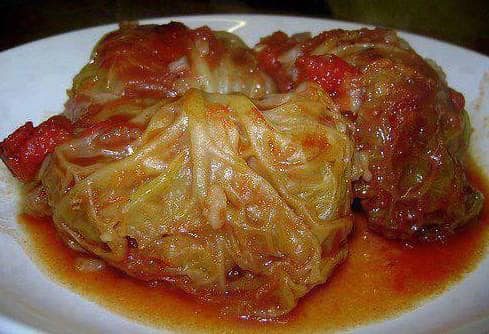 SLOW COOKER CABBAGE ROLLSis an easy and quick healthy keto dinner ideas recipes that you can cook if you like . In Tasty Recipes blog we got the best easy dinner.