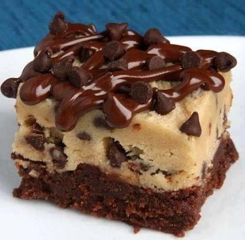 CHOCOLATE CHIP COOKIE DOUGH BROWNIE recipeis an easy and quick healthy keto dinner ideas recipes that you can cook if you like . In Tasty Recipes blog we got the best easy dinner.