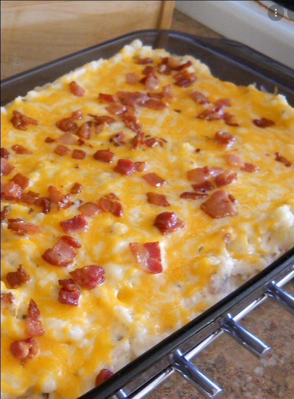 TWICE BAKED POTATO CASSEROLE WITH BACONis an easy and quick healthy keto dinner ideas recipes that you can cook if you like . In Tasty Recipes blog we got the best easy dinner.