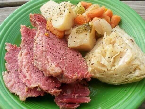 Crock Pot Corned Beef Dinner recipeis an easy and quick healthy keto dinner ideas recipes that you can cook if you like . In Tasty Recipes blog we got the best easy dinner.