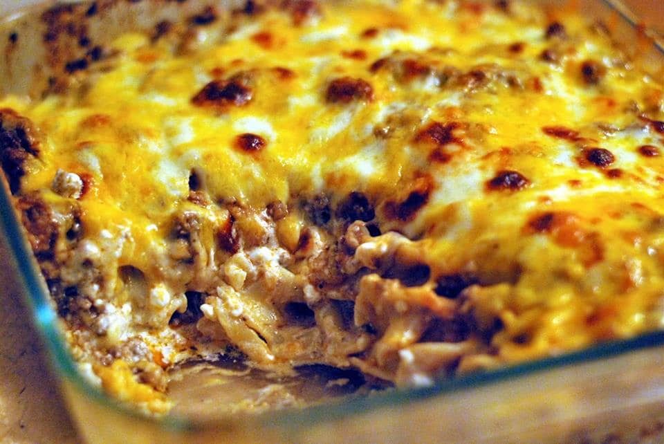 Creamy Beef Noodleis an easy and quick healthy keto dinner ideas recipes that you can cook if you like . In Tasty Recipes blog we got the best easy dinner.