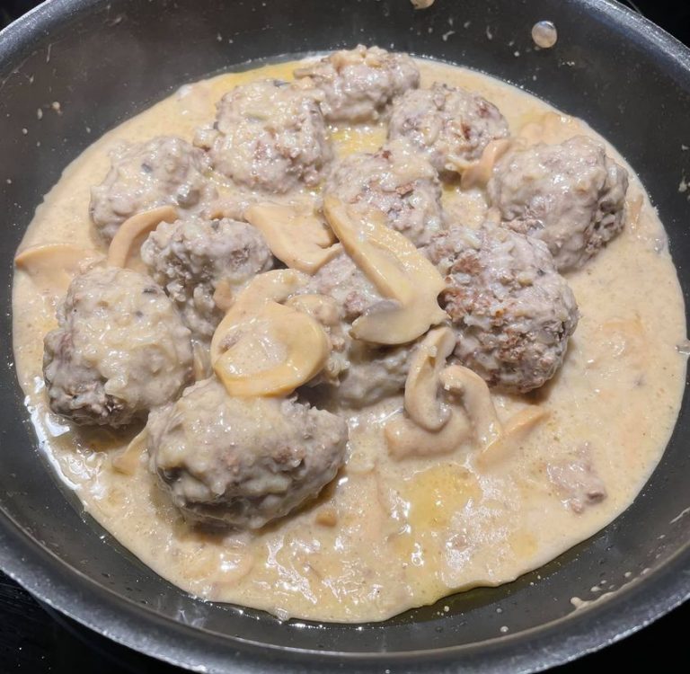 Mushroom Gravy Porcupine Meatballs