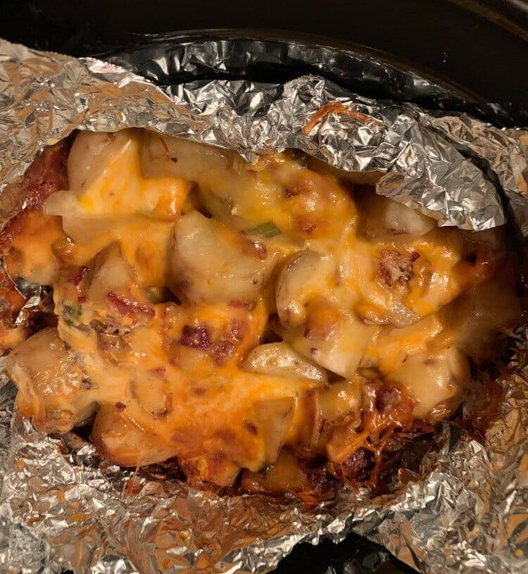 LOADED SLOW-COOKER POTATOESis an easy and quick healthy keto dinner ideas recipes that you can cook if you like . In Tasty Recipes blog we got the best easy dinner.