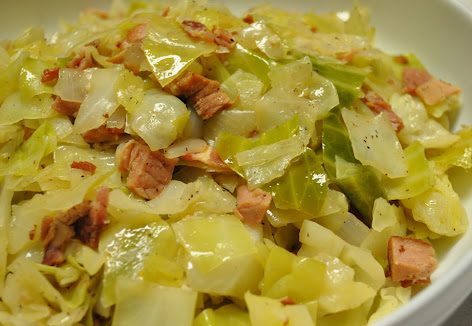 FRIED CABBAGE WITH BACON, ONION, AND GARLICis an easy and quick healthy keto dinner ideas recipes that you can cook if you like . In Tasty Recipes blog we got the best easy dinner.