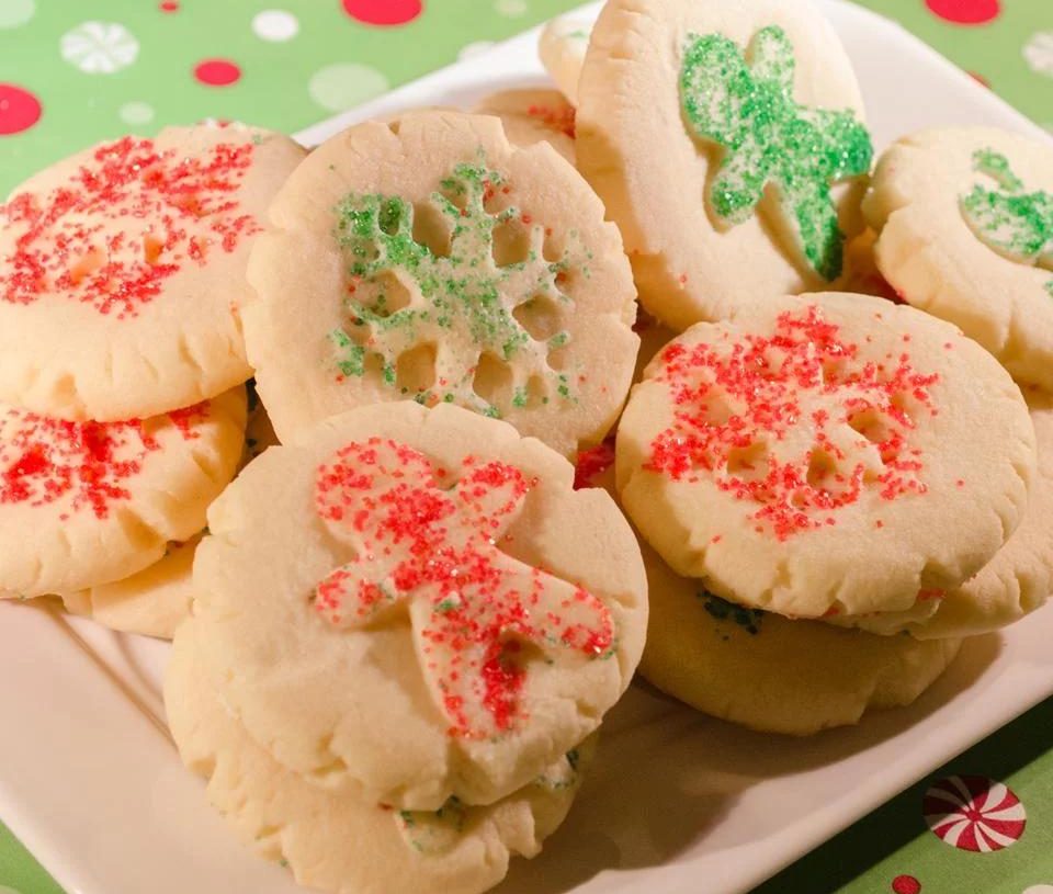 3-INGREDIENT BUTTERY SHORTBREAD COOKIESis an easy and quick healthy keto dinner ideas recipes that you can cook if you like . In Tasty Recipes blog we got the best easy dinner.