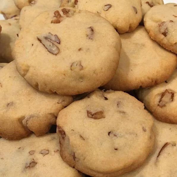 HOMEMADE PECAN SANDIESis an easy and quick healthy keto dinner ideas recipes that you can cook if you like . In Tasty Recipes blog we got the best easy dinner.
