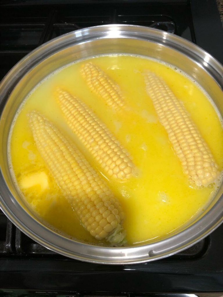BUTTER BOILED CORN ON THE COB