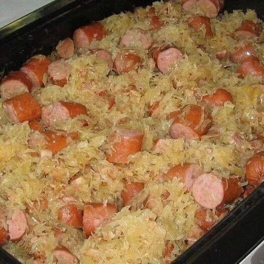 Crock-Pot Polish sausage, Sauerkraut and potatoesis an easy and quick healthy keto dinner ideas recipes that you can cook if you like . In Tasty Recipes blog we got the best easy dinner.