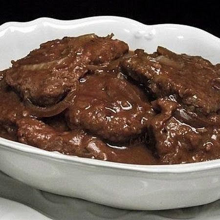 SLOW COOKER CUBE STEAKS WITH GRAVYis an easy and quick healthy keto dinner ideas recipes that you can cook if you like . In Tasty Recipes blog we got the best easy dinner.