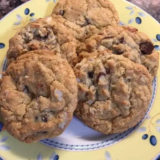 SMALL BATCH ALMOND JOY COOKIESis an easy and quick healthy keto dinner ideas recipes that you can cook if you like . In Tasty Recipes blog we got the best easy dinner.