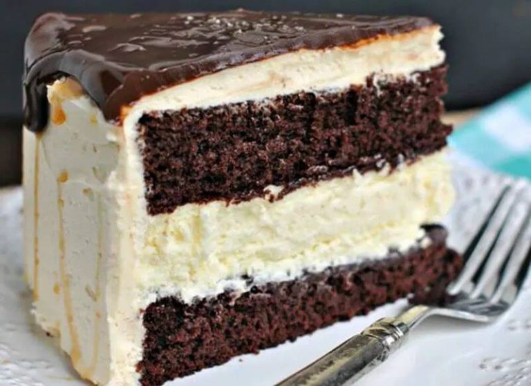 Salted Caramel Chocolate Cheesecake Cake