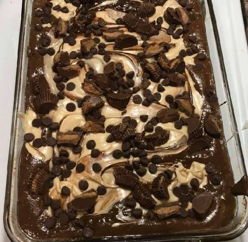 Reeses Peanut Butter Cup Earthquake Cakeis an easy and quick healthy keto dinner ideas recipes that you can cook if you like . In Tasty Recipes blog we got the best easy dinner.