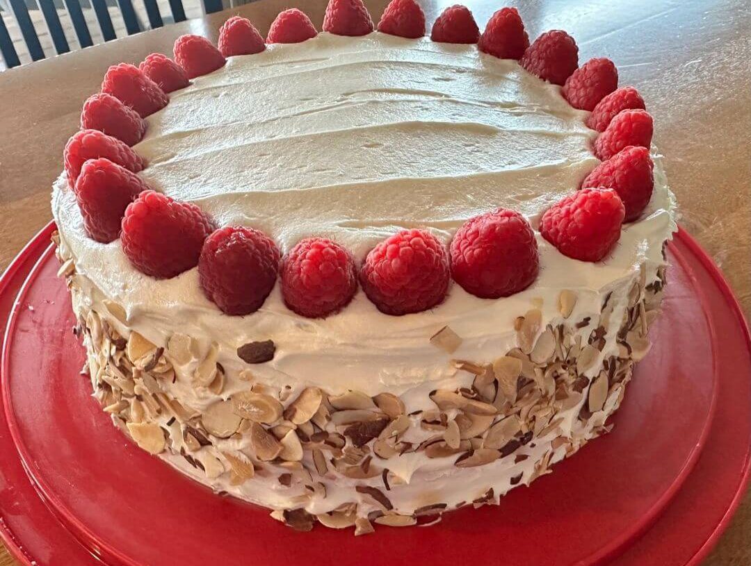 White Chocolate Almond Raspberry Cakeis an easy and quick healthy keto dinner ideas recipes that you can cook if you like . In Tasty Recipes blog we got the best easy dinner.