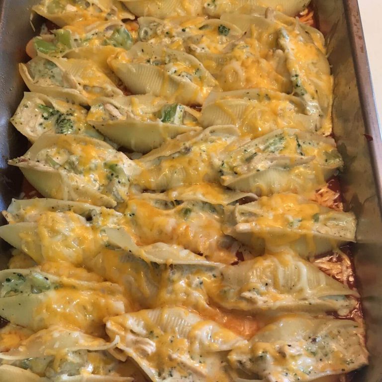 Chicken Broccoli Alfredo Stuffed Shells