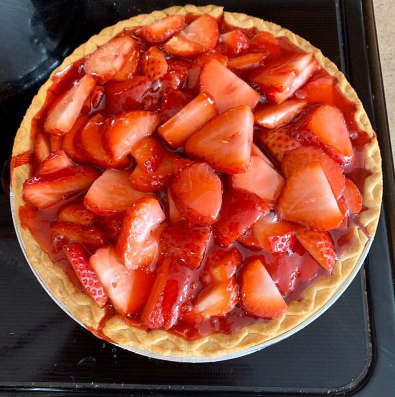 Big Boy’s Fresh Strawberry Pieis an easy and quick healthy keto dinner ideas recipes that you can cook if you like . In Tasty Recipes blog we got the best easy dinner.