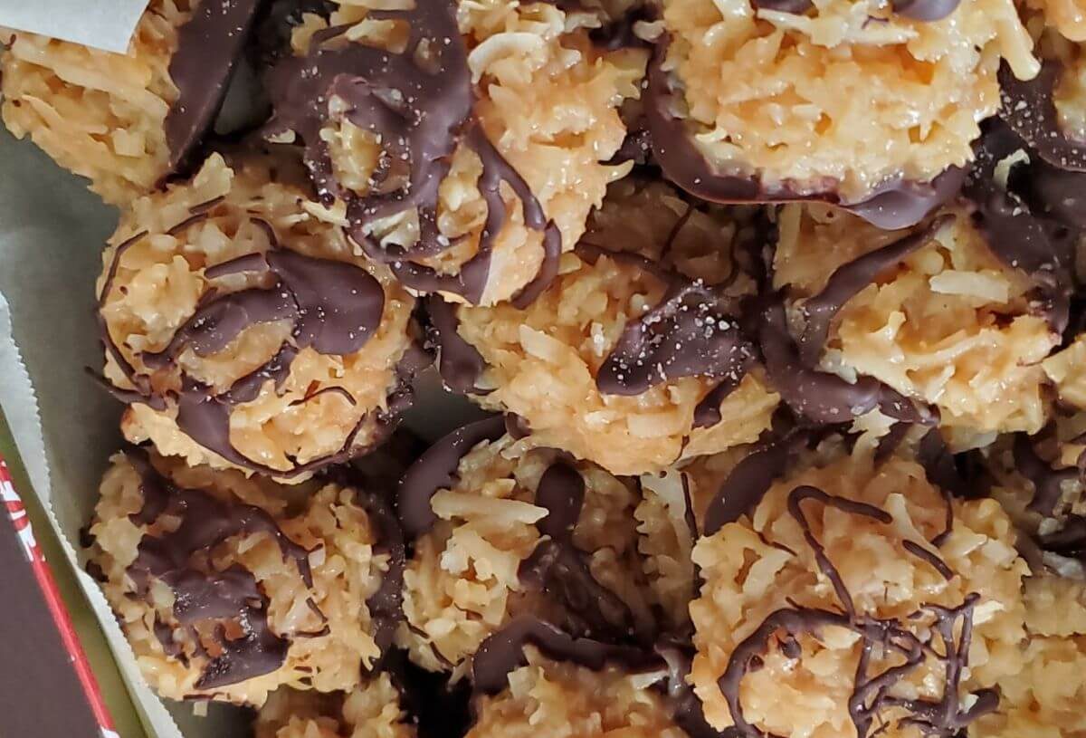 No Bake Salted Caramel Coconut Macaroonsis an easy and quick healthy keto dinner ideas recipes that you can cook if you like . In Tasty Recipes blog we got the best easy dinner.