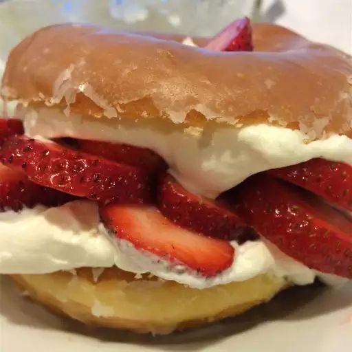 GLAZED DOUGHNUT STRAWBERRY SHORTCAKEis an easy and quick healthy keto dinner ideas recipes that you can cook if you like . In Tasty Recipes blog we got the best easy dinner.