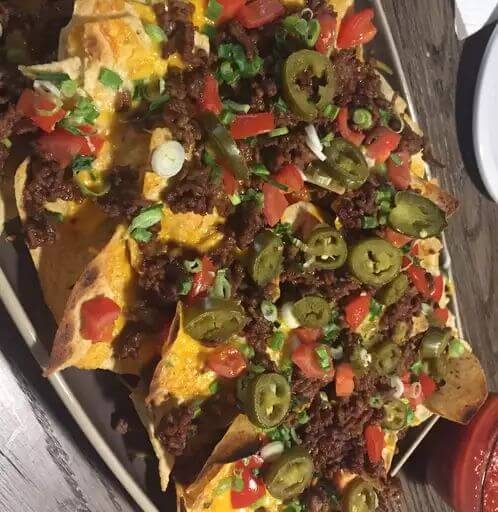 Epic Beef Nachos Supremeis an easy and quick healthy keto dinner ideas recipes that you can cook if you like . In Tasty Recipes blog we got the best easy dinner.