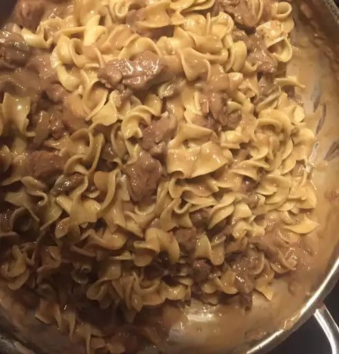 Creamy Beef Tips with Egg Noodlesis an easy and quick healthy keto dinner ideas recipes that you can cook if you like . In Tasty Recipes blog we got the best easy dinner.