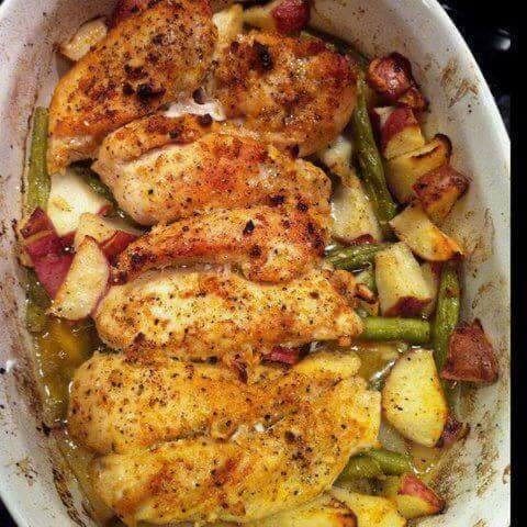 GARLIC & LEMON CHICKEN WITH RED POTATOES & GREEN BEANSis an easy and quick healthy keto dinner ideas recipes that you can cook if you like . In Tasty Recipes blog we got the best easy dinner.