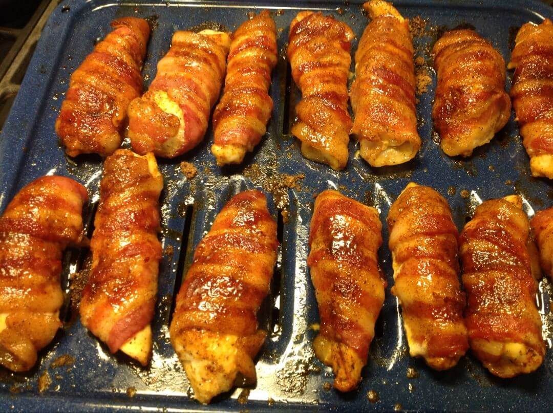 BACON-WRAPPED CHICKEN TENDERSis an easy and quick healthy keto dinner ideas recipes that you can cook if you like . In Tasty Recipes blog we got the best easy dinner.