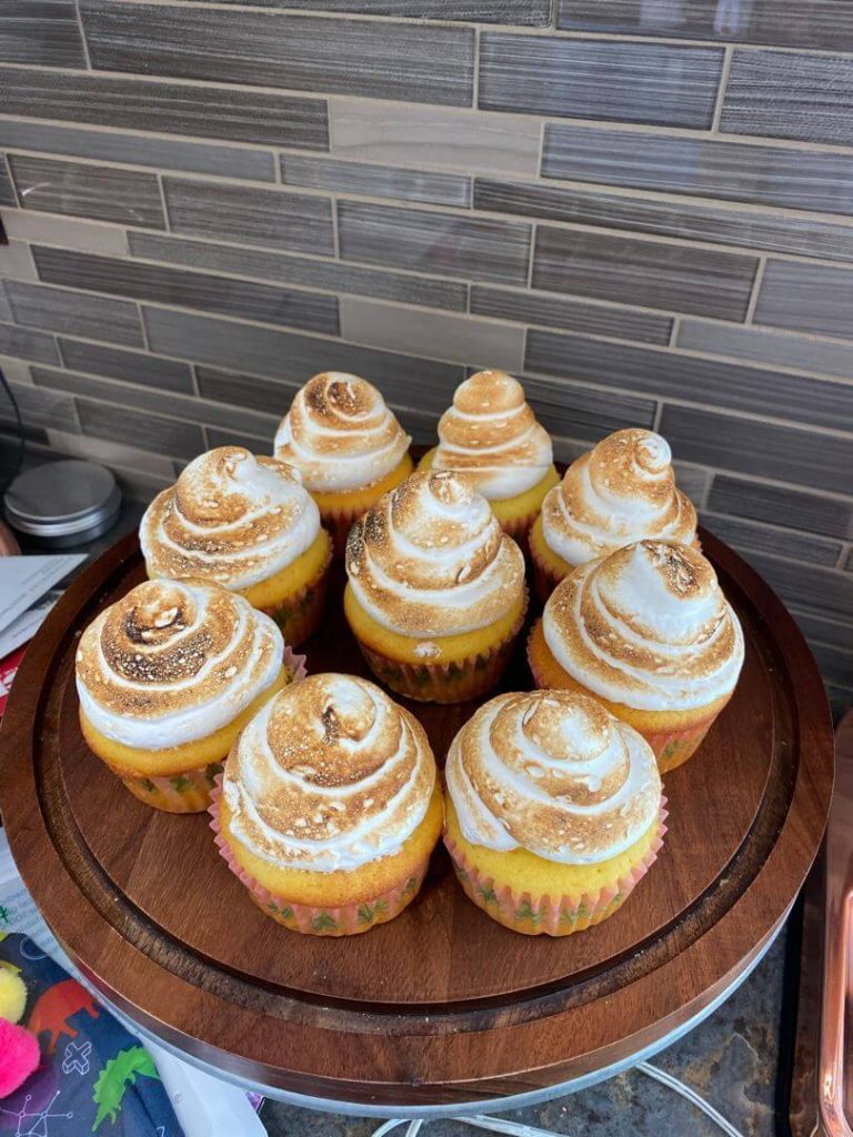 Lemon Meringue Cupcakes