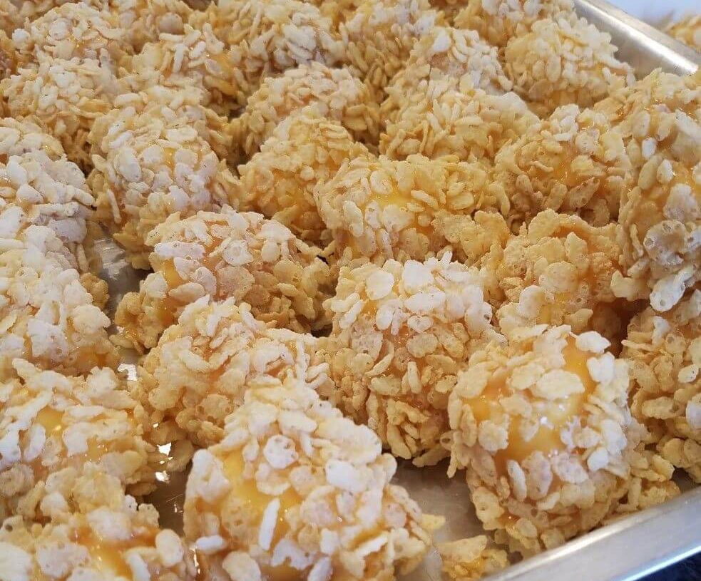 Caramel Marshmallow Rice Krispie Balls Recipeis an easy and quick healthy keto dinner ideas recipes that you can cook if you like . In Tasty Recipes blog we got the best easy dinner.