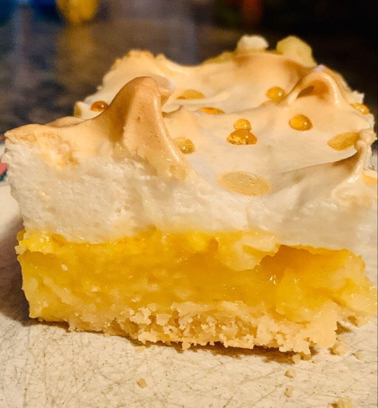 Lemon Meringue Pie Bars