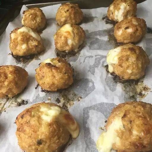 Baked Mozzarella Stuffed Meatballsis an easy and quick healthy keto dinner ideas recipes that you can cook if you like . In Tasty Recipes blog we got the best easy dinner.