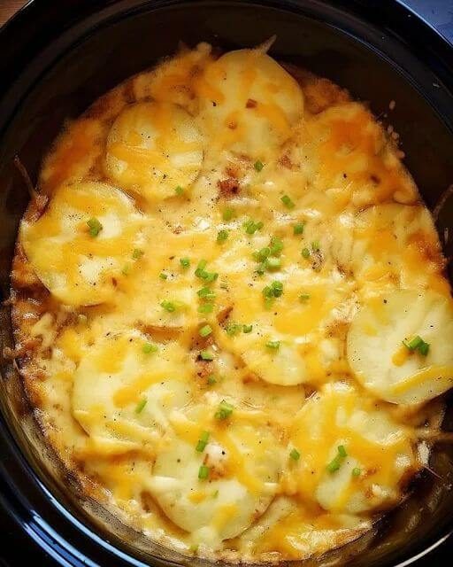 Slow Cooker Lipton Onion Potatoesis an easy and quick healthy keto dinner ideas recipes that you can cook if you like . In Tasty Recipes blog we got the best easy dinner.