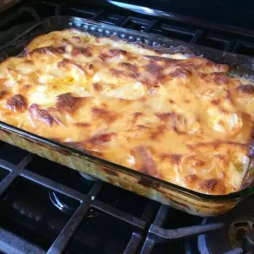 Ham and Potato Au Gratin Recipeis an easy and quick healthy keto dinner ideas recipes that you can cook if you like . In Tasty Recipes blog we got the best easy dinner.