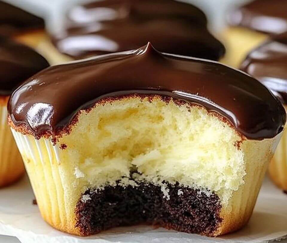 Boston Cream Pie Cupcakesis an easy and quick healthy keto dinner ideas recipes that you can cook if you like . In Tasty Recipes blog we got the best easy dinner.