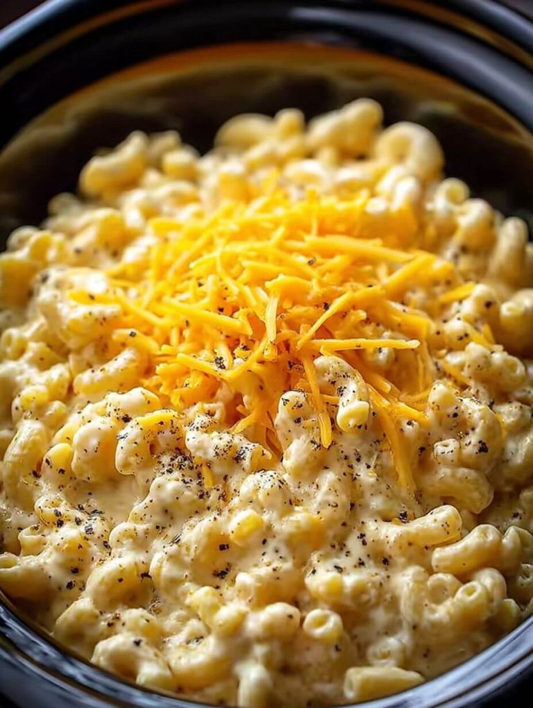Slow Cooker 3-Ingredient Mac and Cheese