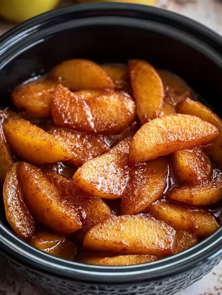 Slow Cooker Spiced Cracker Barrel-Style Fried Apples