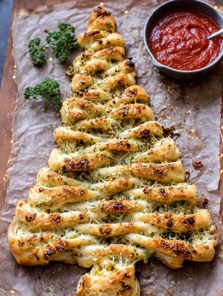 Christmas Tree Garlic Bread Pull-Apart
